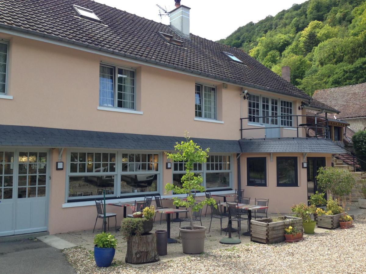 Auberge De La Roque La Roquette Luaran gambar