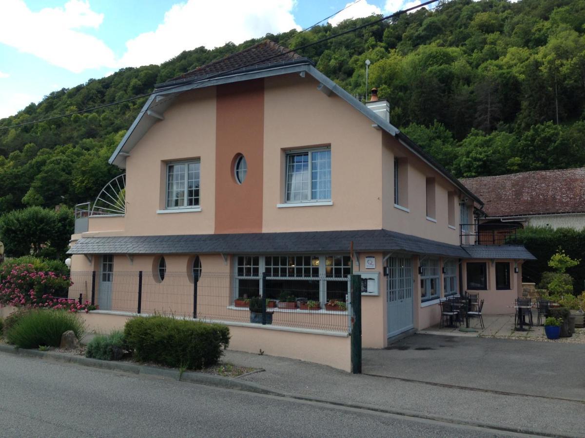 Auberge De La Roque La Roquette Luaran gambar