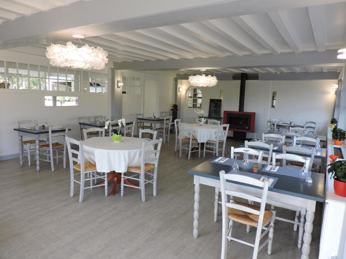 Auberge De La Roque La Roquette Luaran gambar